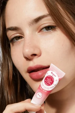 Discount Baume lèvres teinté La Véritable Crème de Laponie aux 3 baies arctiques Baume & Multifonctions|Soin Lèvres