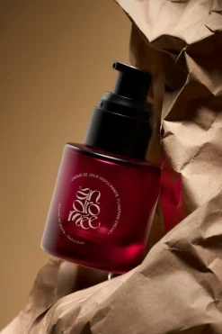 Best Crème de jour repulpante à l’extrait de prune et bakuchiol Soin De Jour