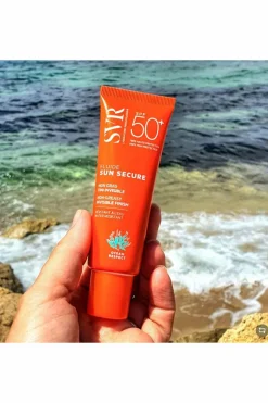 Hot Fluide solaire non gras fini invisible SPF50+ Sun Secure Protection Solaire