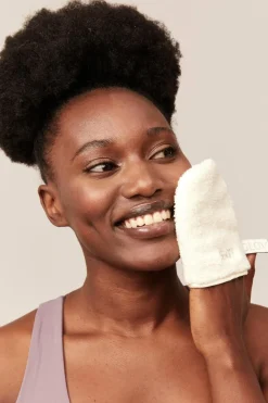 Best Gant démaquillant et nettoyant à l’eau ivoire Gant & Eponge