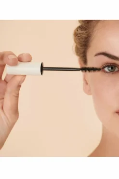 Sale Mascara soin courbe et définition Mascara