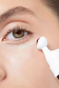 Discount Roll-on défatigant regard instantané Icy Magic au Ginseng de Sibérie Contour Des Yeux & Cils