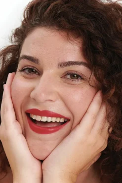 Hot Rouge à lèvres hydratant, naturel et vegan Rouge À Lèvres|Soin Lèvres