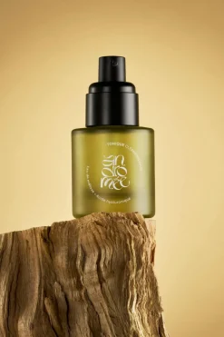 New Tonique à l’eau de mélisse et acide hyaluronique Lotion Tonique