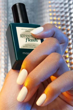 Best Vernis semi-permanent Green Flash Les blancs, naturels & beiges Vernis À Ongles